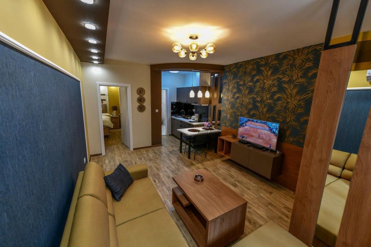 Apartman Dolar Kraljevo Exteriör bild